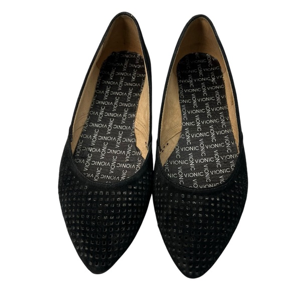 Vionic Posey Black Suede Perforated Pointed Toe Flats Women's Size 6.5 - Picture 4 of 11